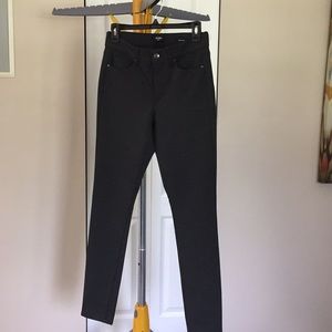 Stretch skinny pants